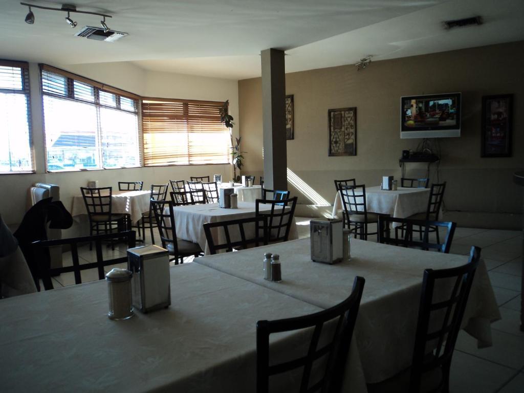 Hotel Monaco Ciudad Juárez Esterno foto