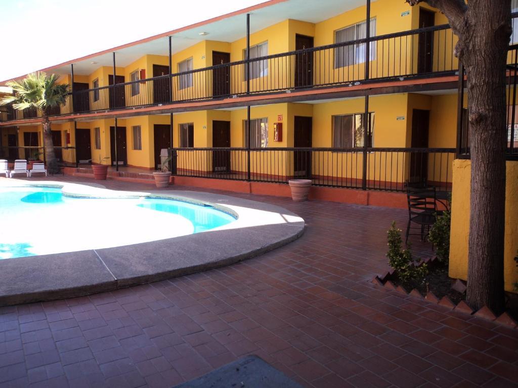Hotel Monaco Ciudad Juárez Esterno foto